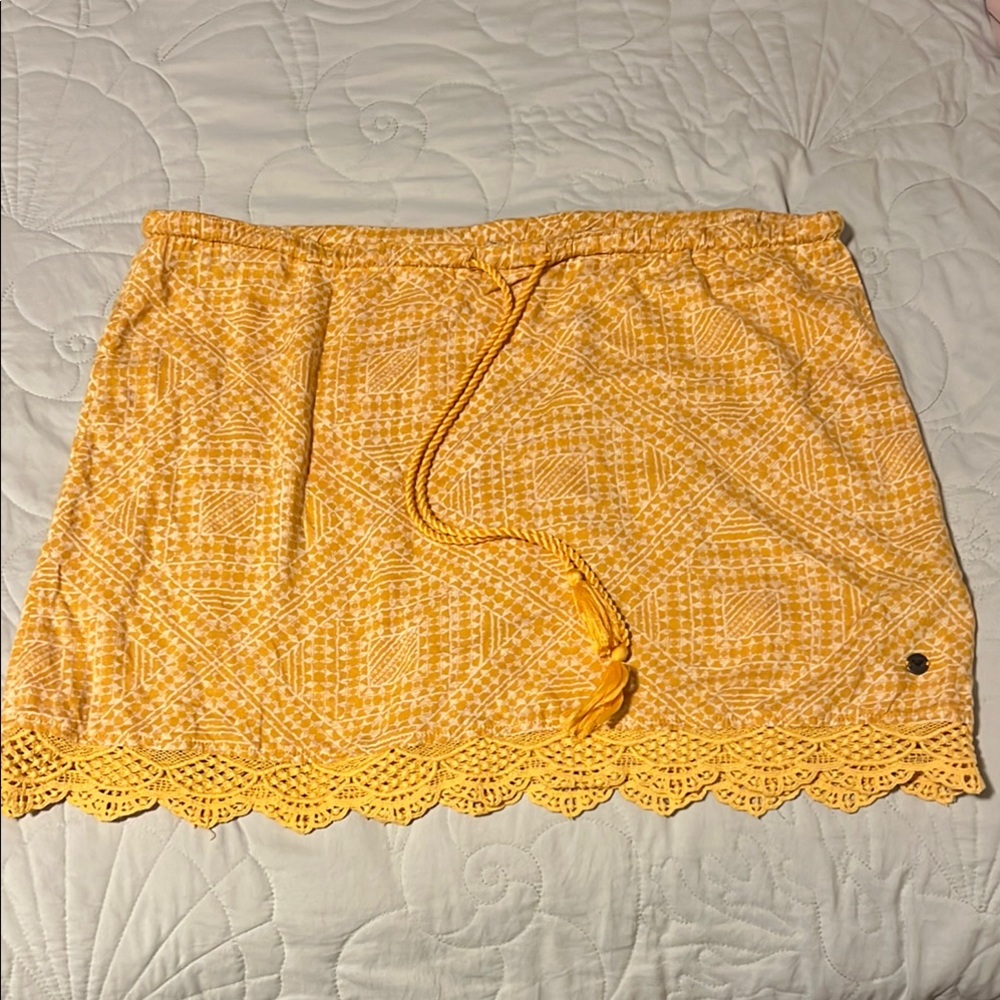 Roxy Yellow Smocked Mini Skirt with Tie Front - Circa 2017